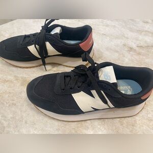 New balance, size 9
